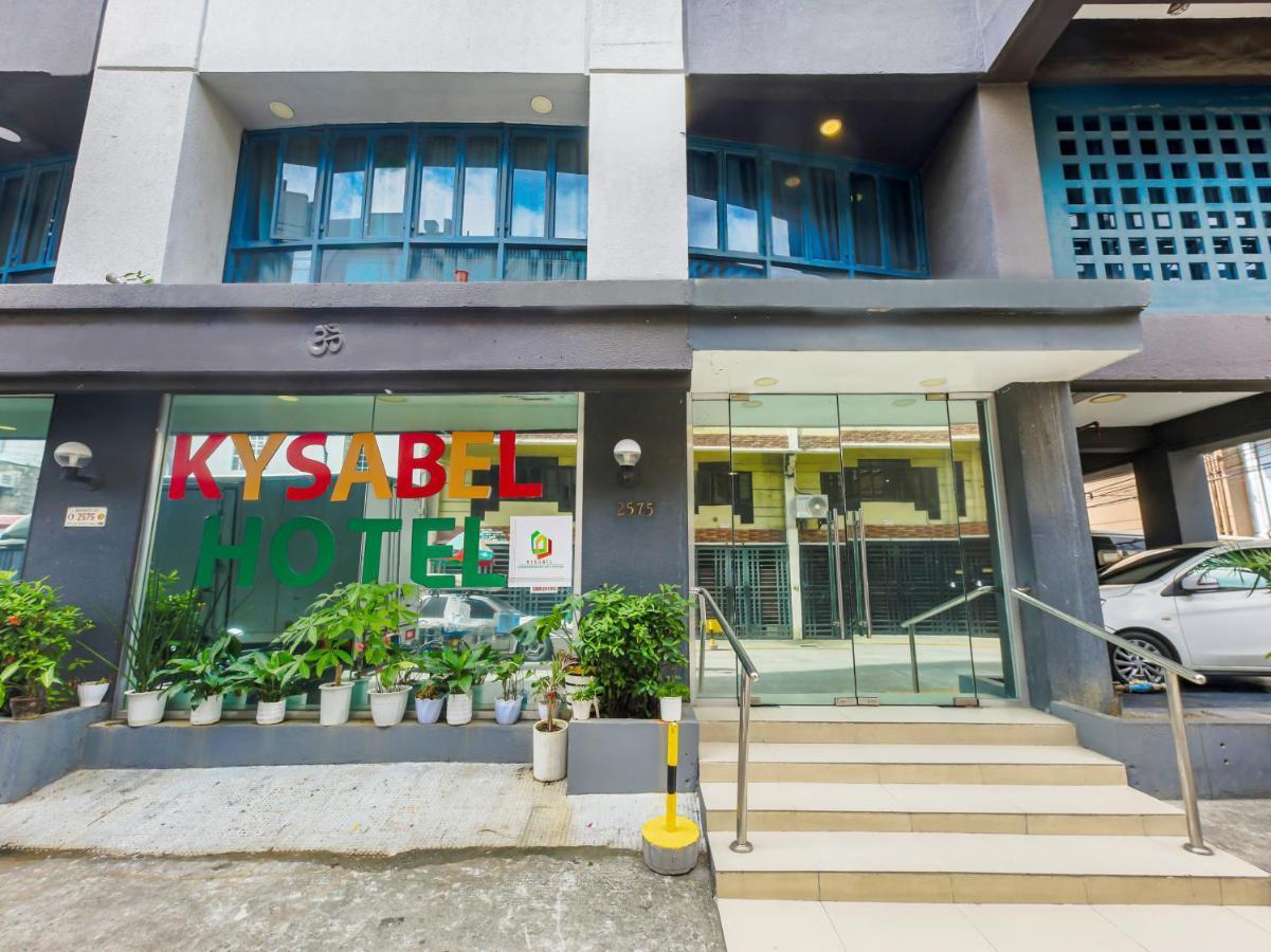 Vaccinated Staff - Oyo 837 Kysabel Hotel Paco المظهر الخارجي الصورة